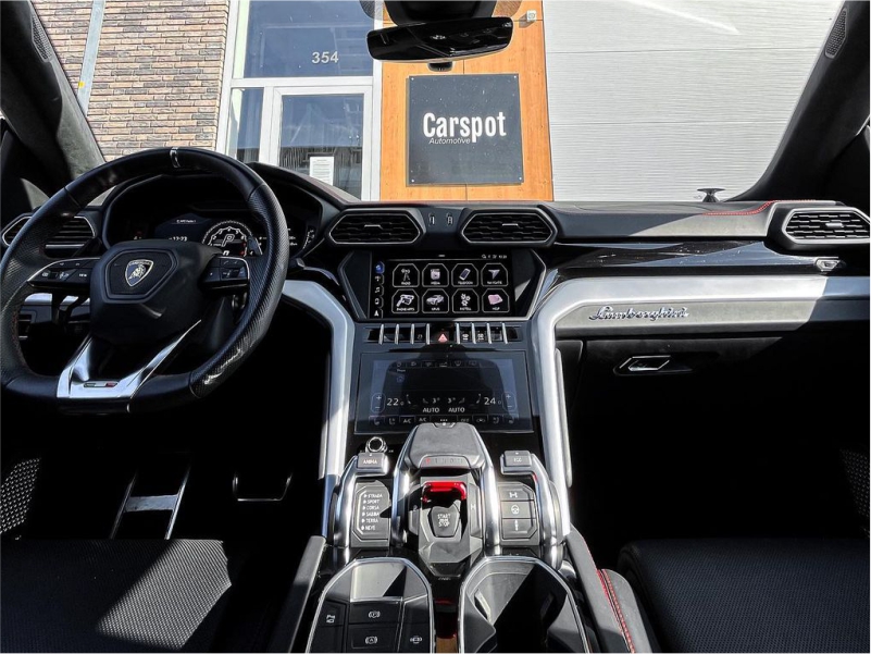 Lamborghini Urus (Gele accenten) thumbnail 2